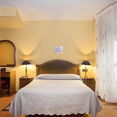 Hostal Guzman El Bueno By Gaiarooms Leon Bilik gambar