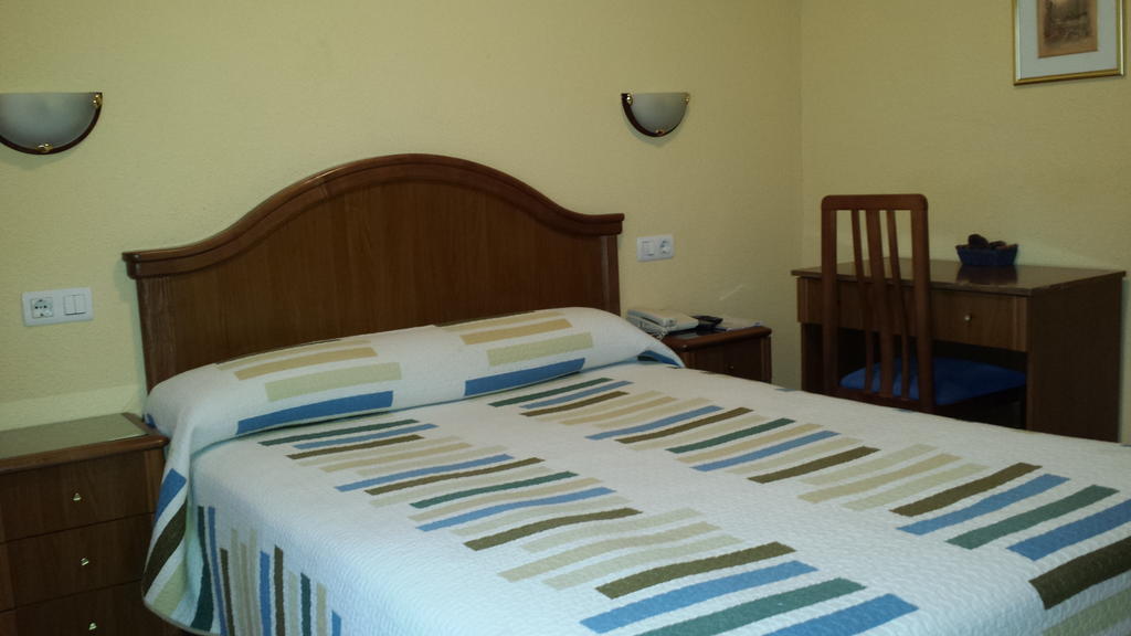 Hostal Guzman El Bueno By Gaiarooms Leon Bilik gambar