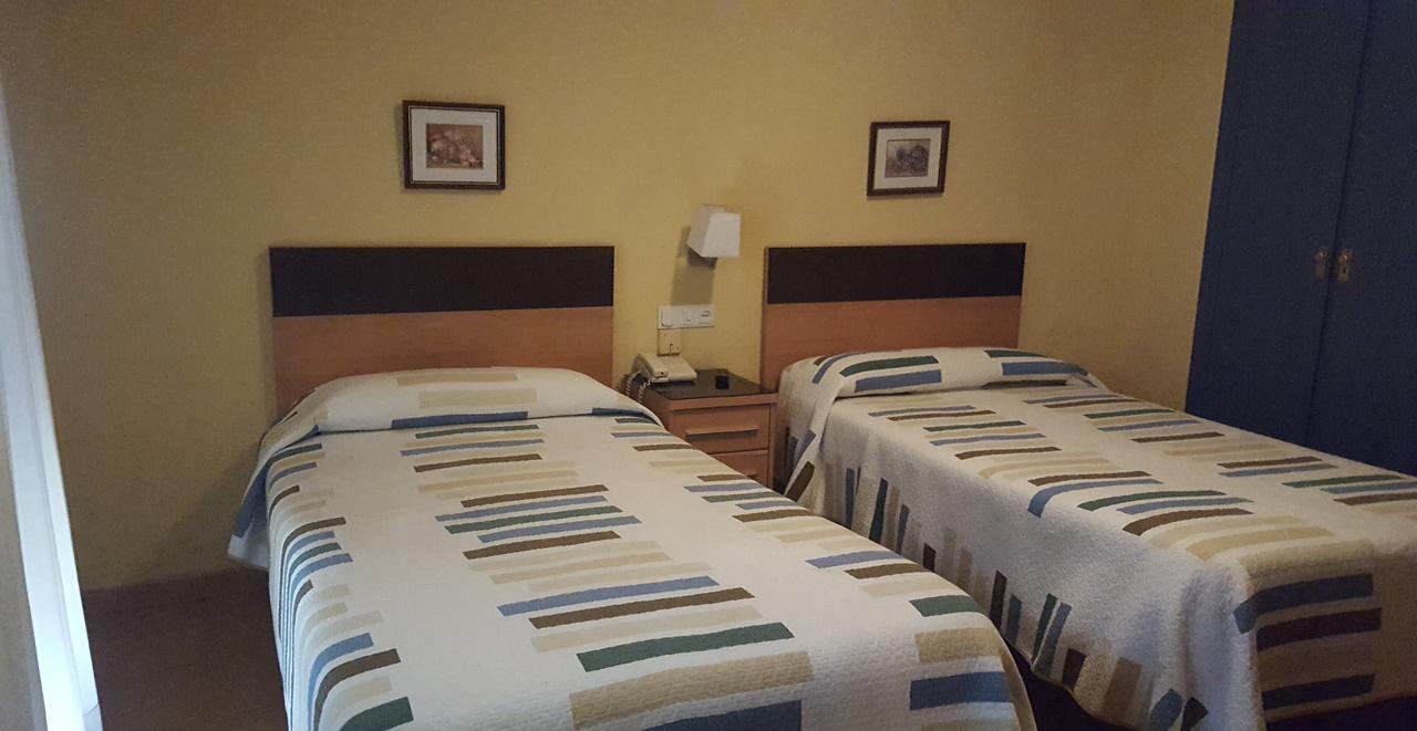 Hostal Guzman El Bueno By Gaiarooms Leon Luaran gambar